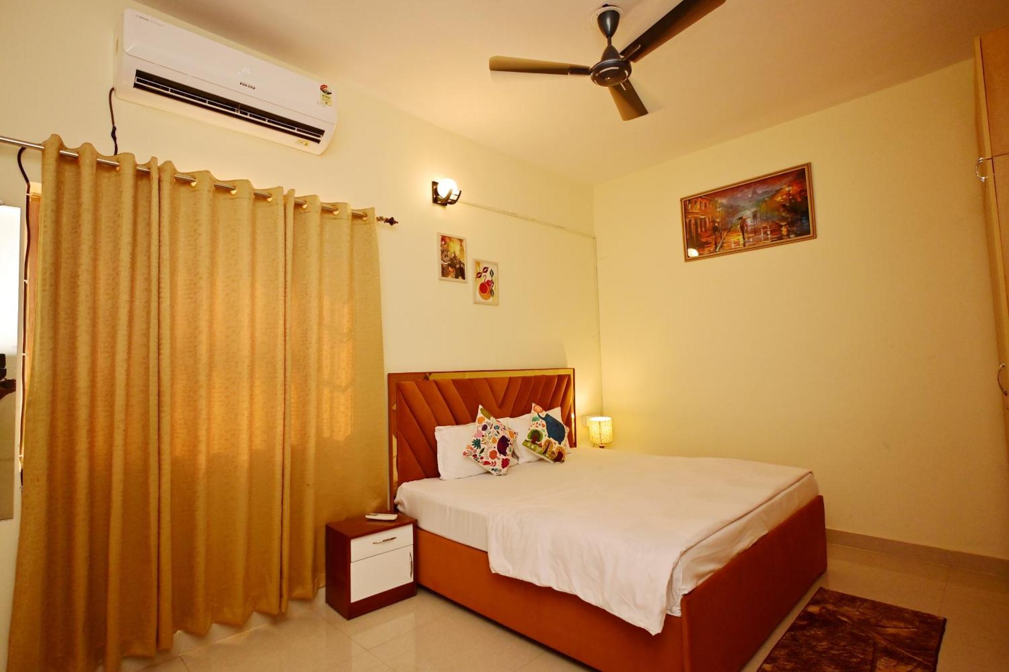 Zoomstay - 3Bhk Apartments Benares Buitenkant foto