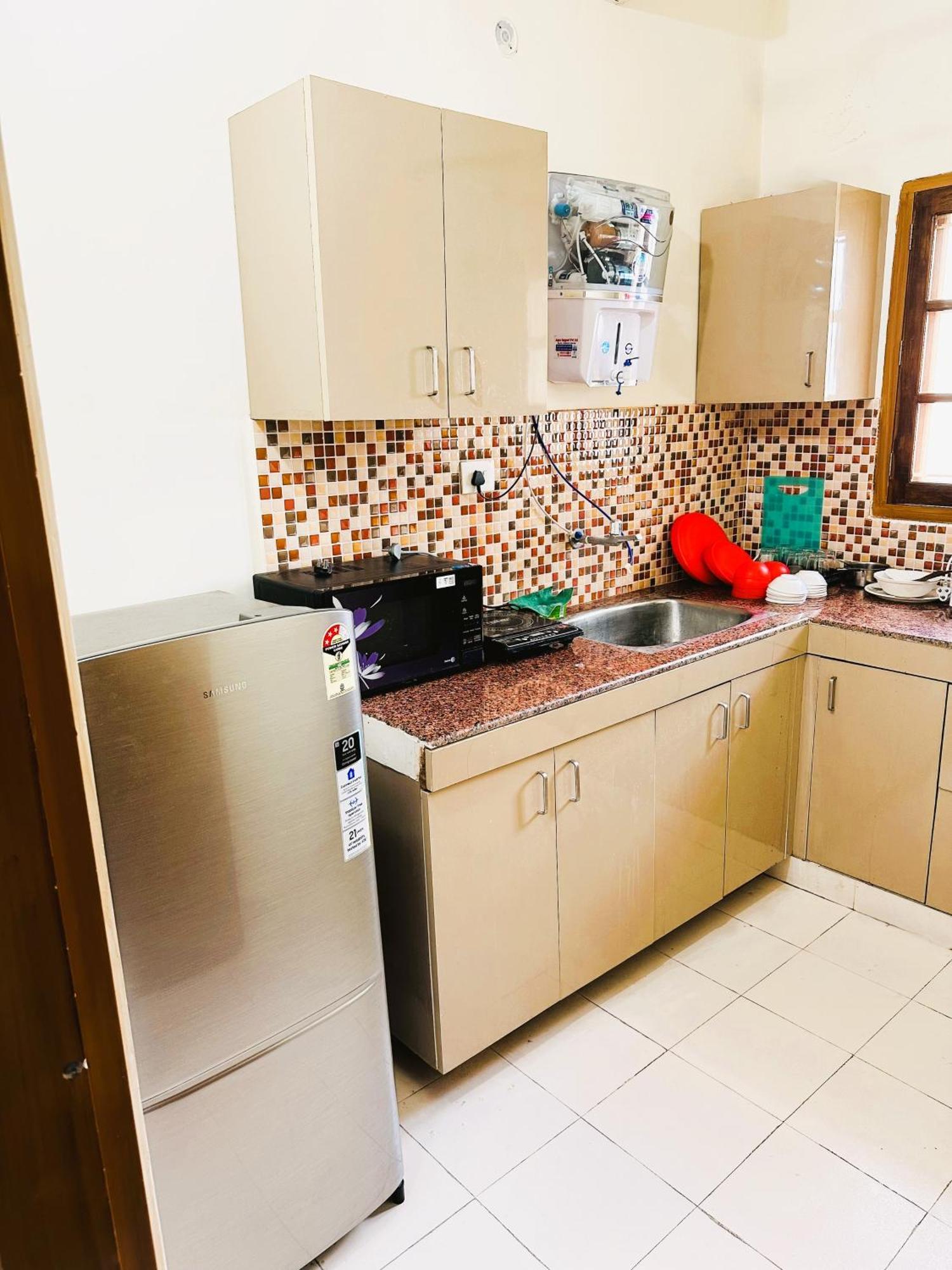 Zoomstay - 3Bhk Apartments Benares Buitenkant foto