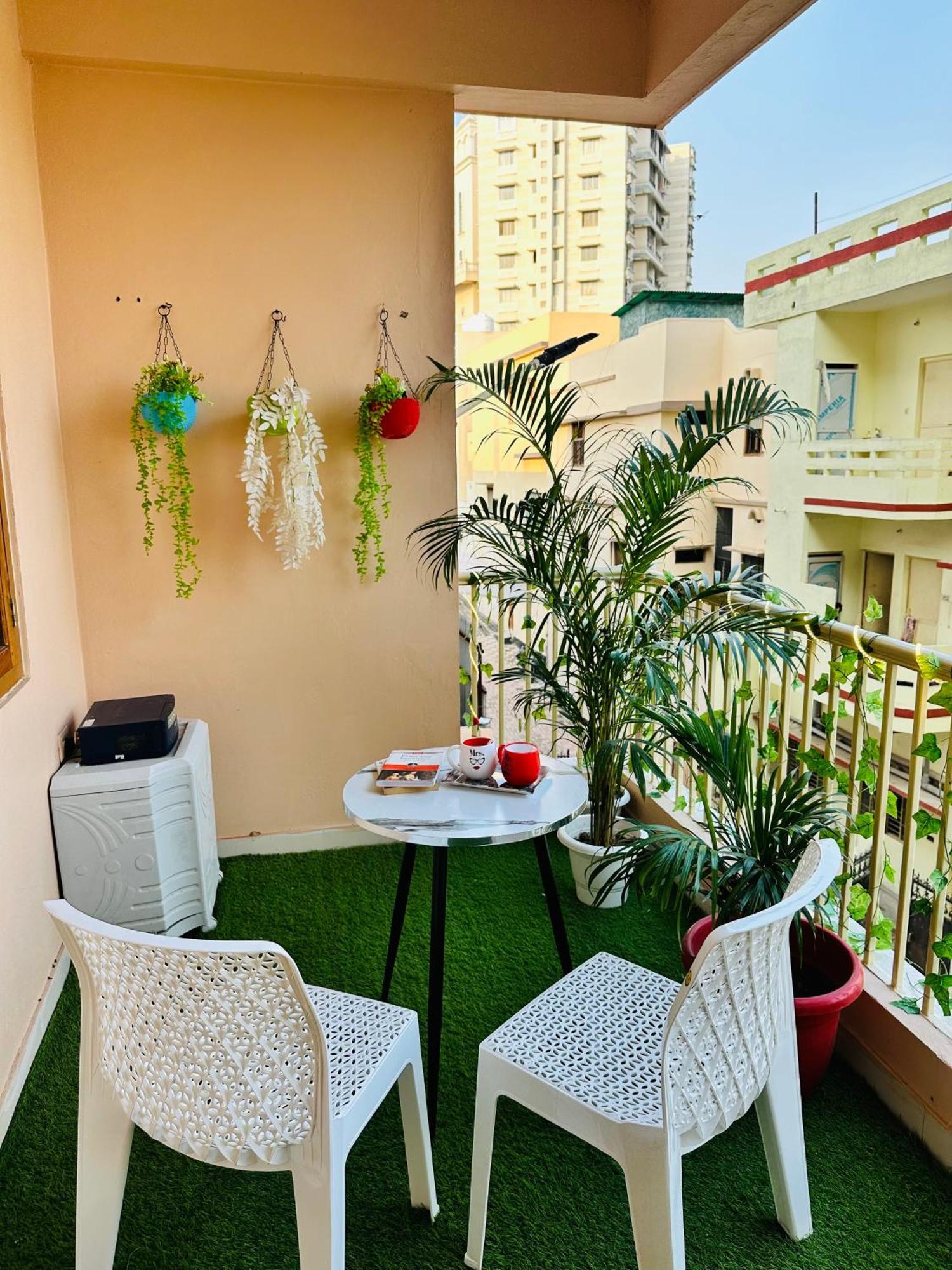 Zoomstay - 3Bhk Apartments Benares Buitenkant foto