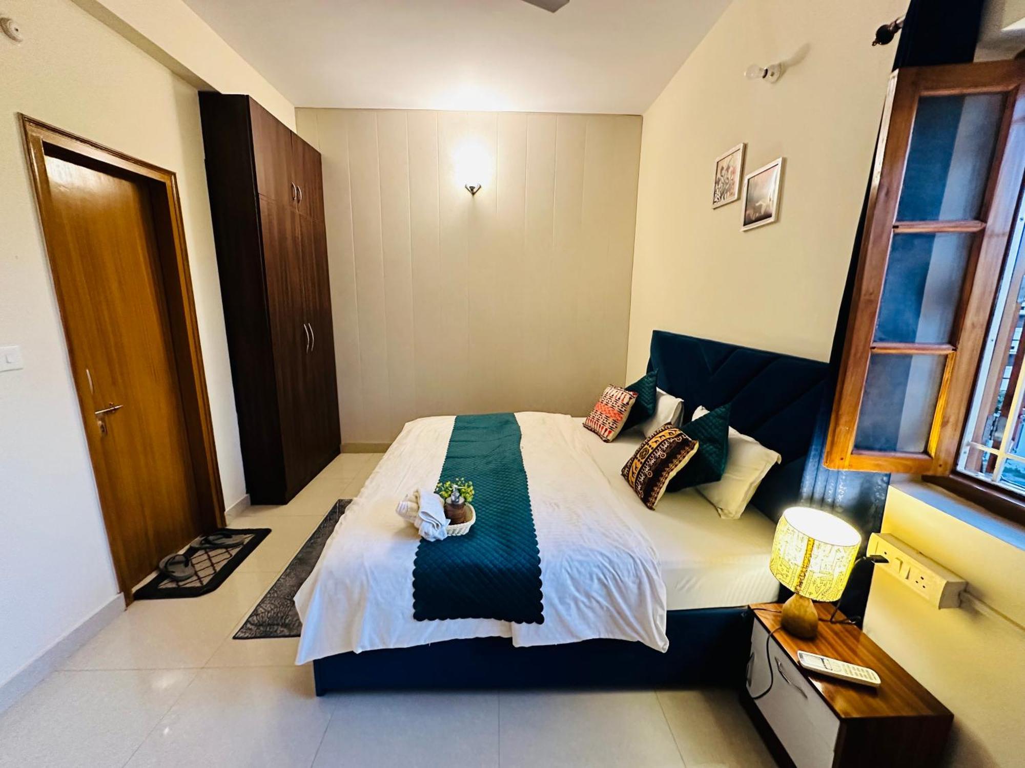 Zoomstay - 3Bhk Apartments Benares Buitenkant foto