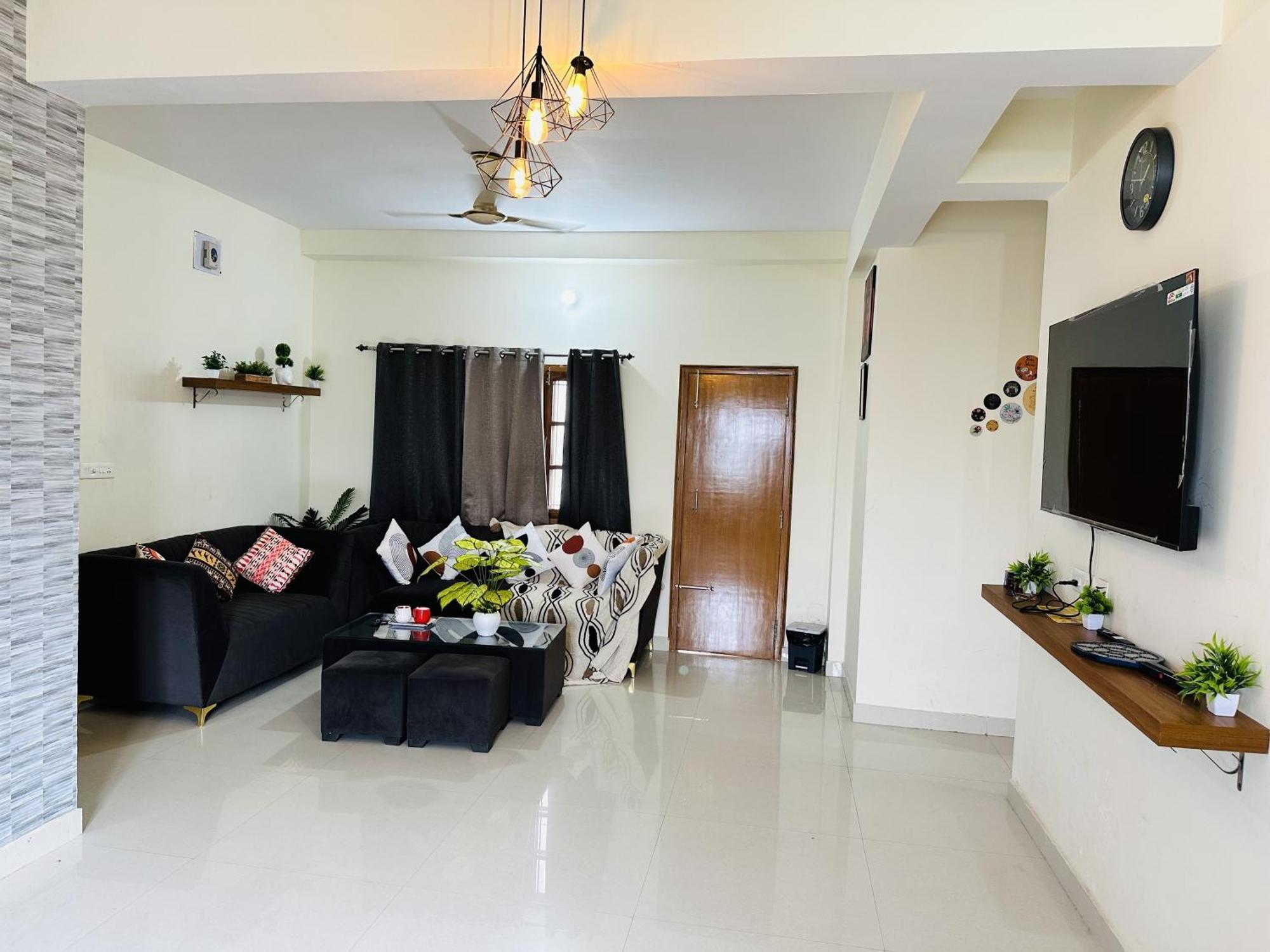 Zoomstay - 3Bhk Apartments Benares Buitenkant foto
