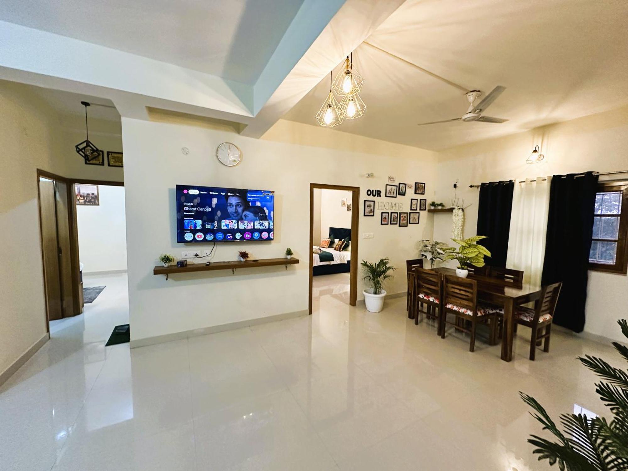 Zoomstay - 3Bhk Apartments Benares Buitenkant foto